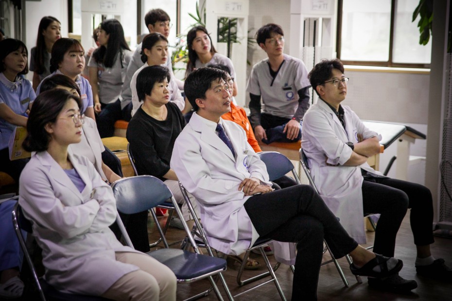 ed5ad6db0d5f5cdb3526cda1aaf71835_1496913