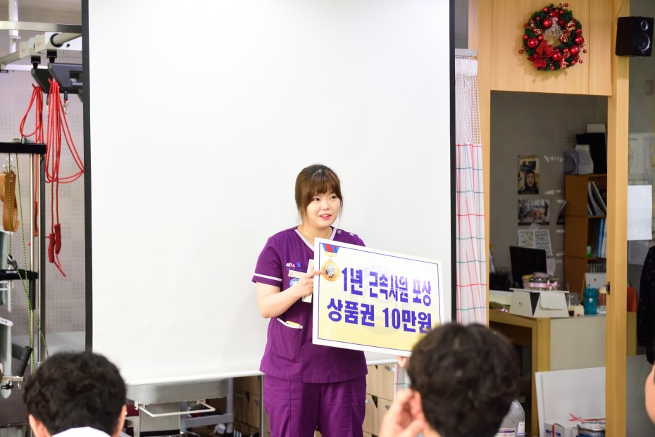 ac3e47feef49b808a7fb295c42f15c11_1559954