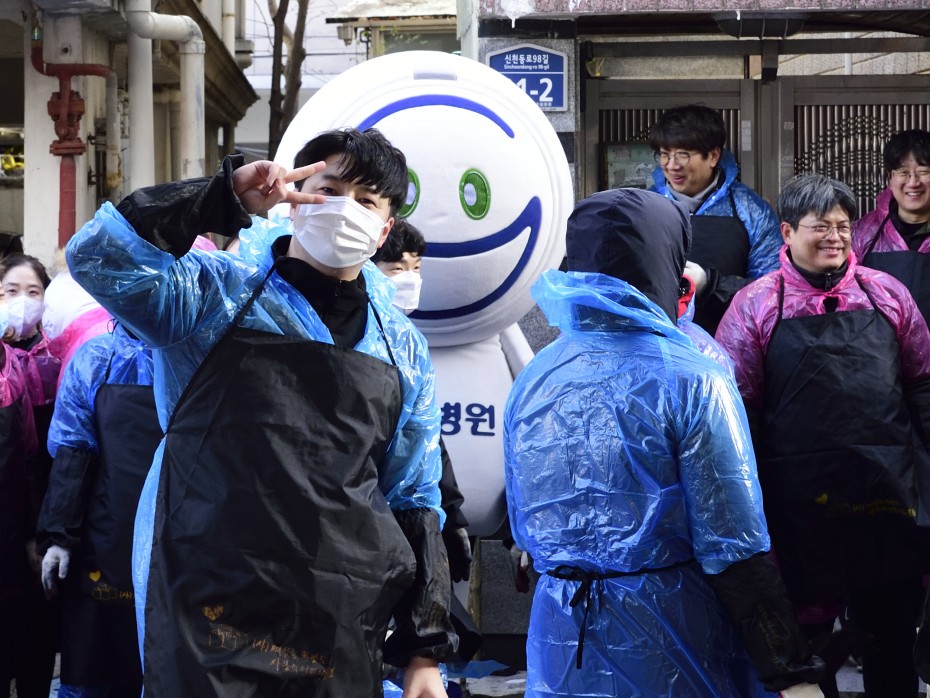 e29b53051e8059c5d8bd13d333f93453_1704418